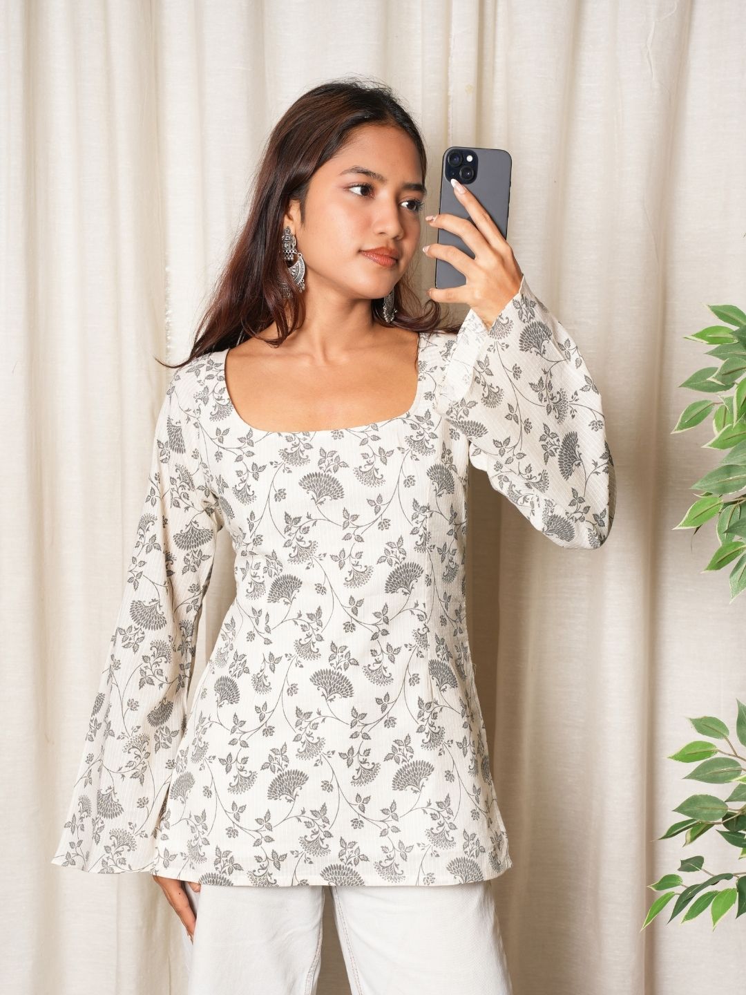 Muskan Deep Back Sleeved Kurti NISHORAMA