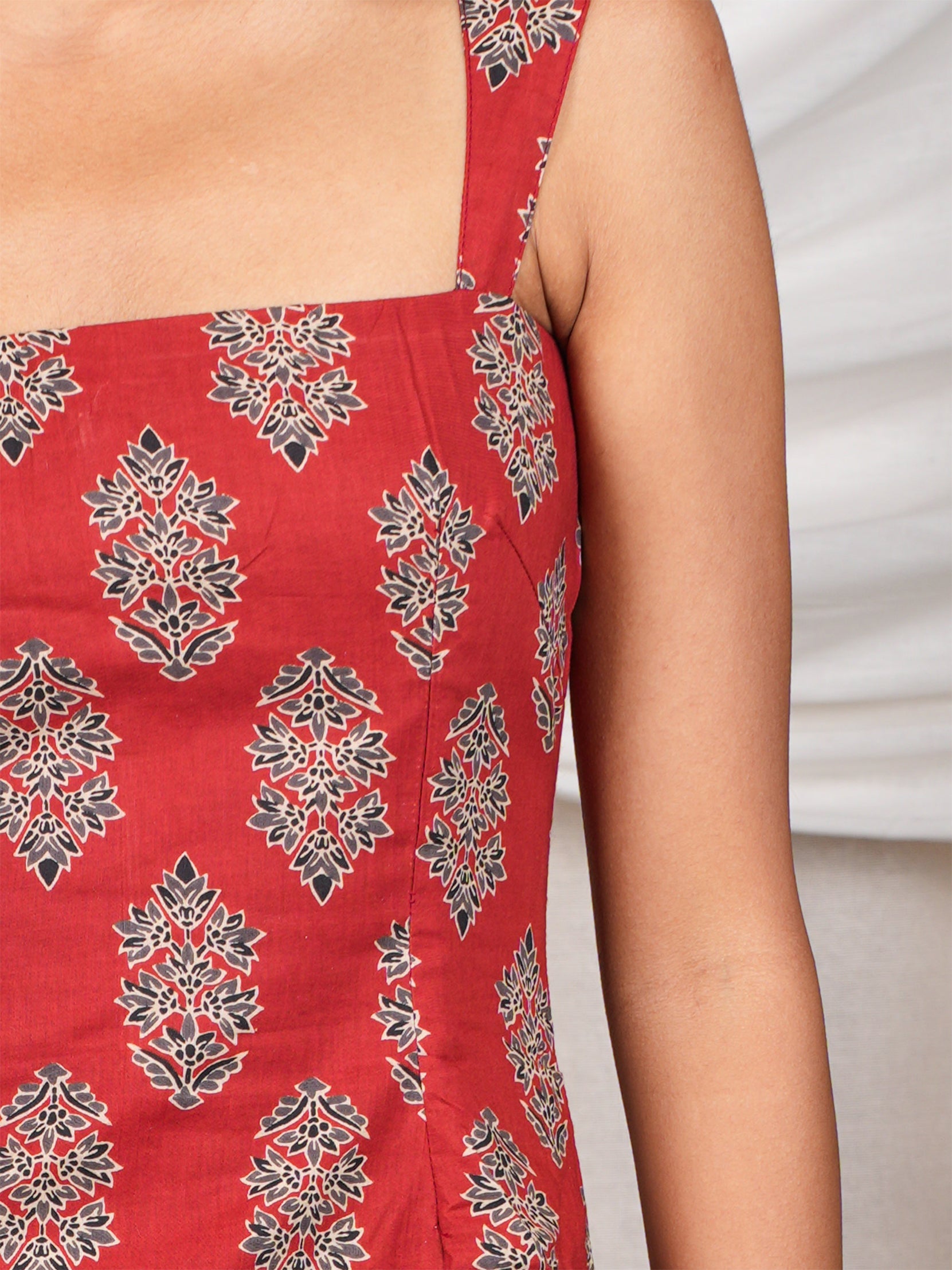 Anshika Wide Shoulder Strap Kurti NISHORAMA
