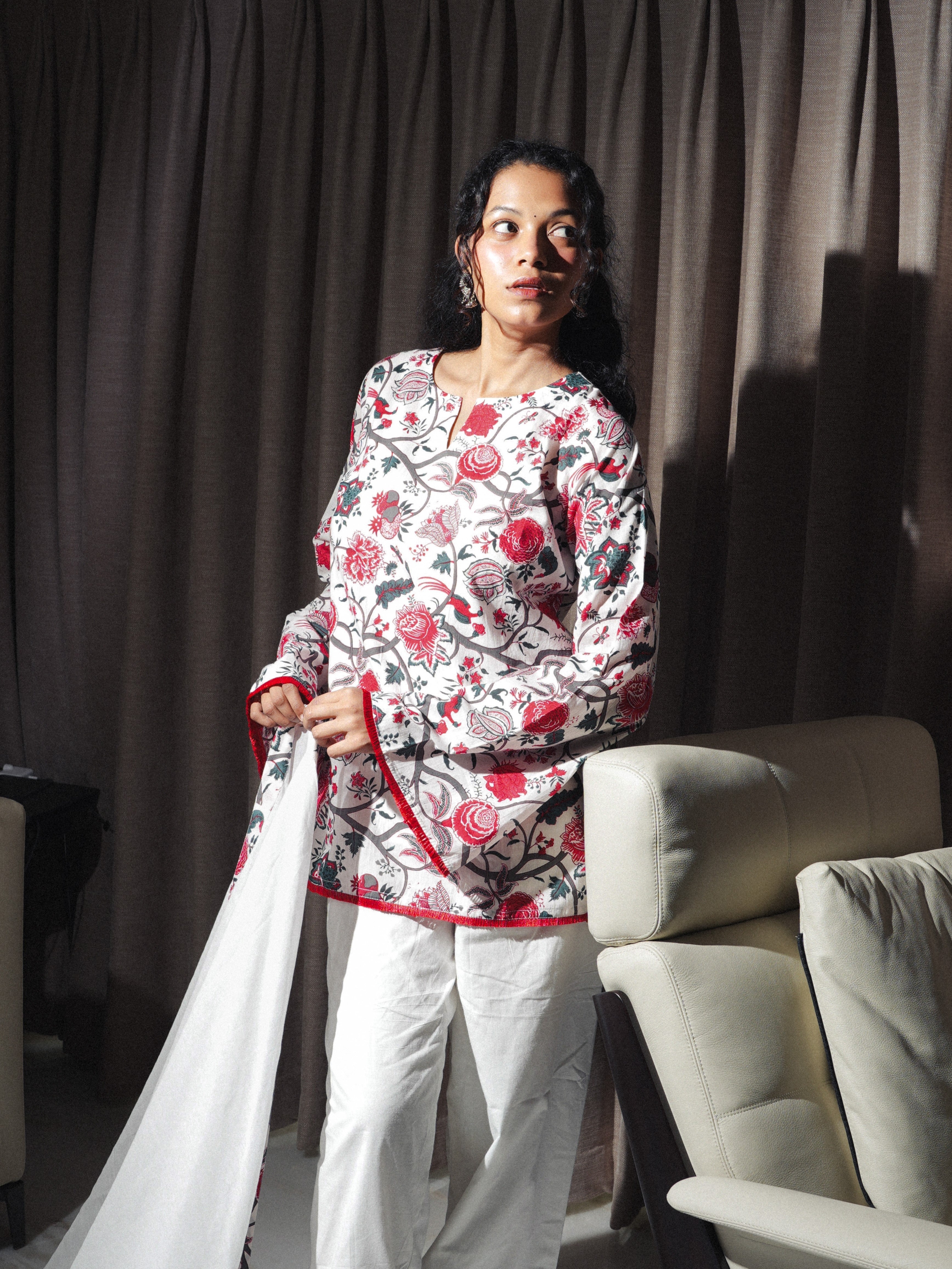 Parishad Farsi Kurti Pant Dupatta Set NISHORAMA