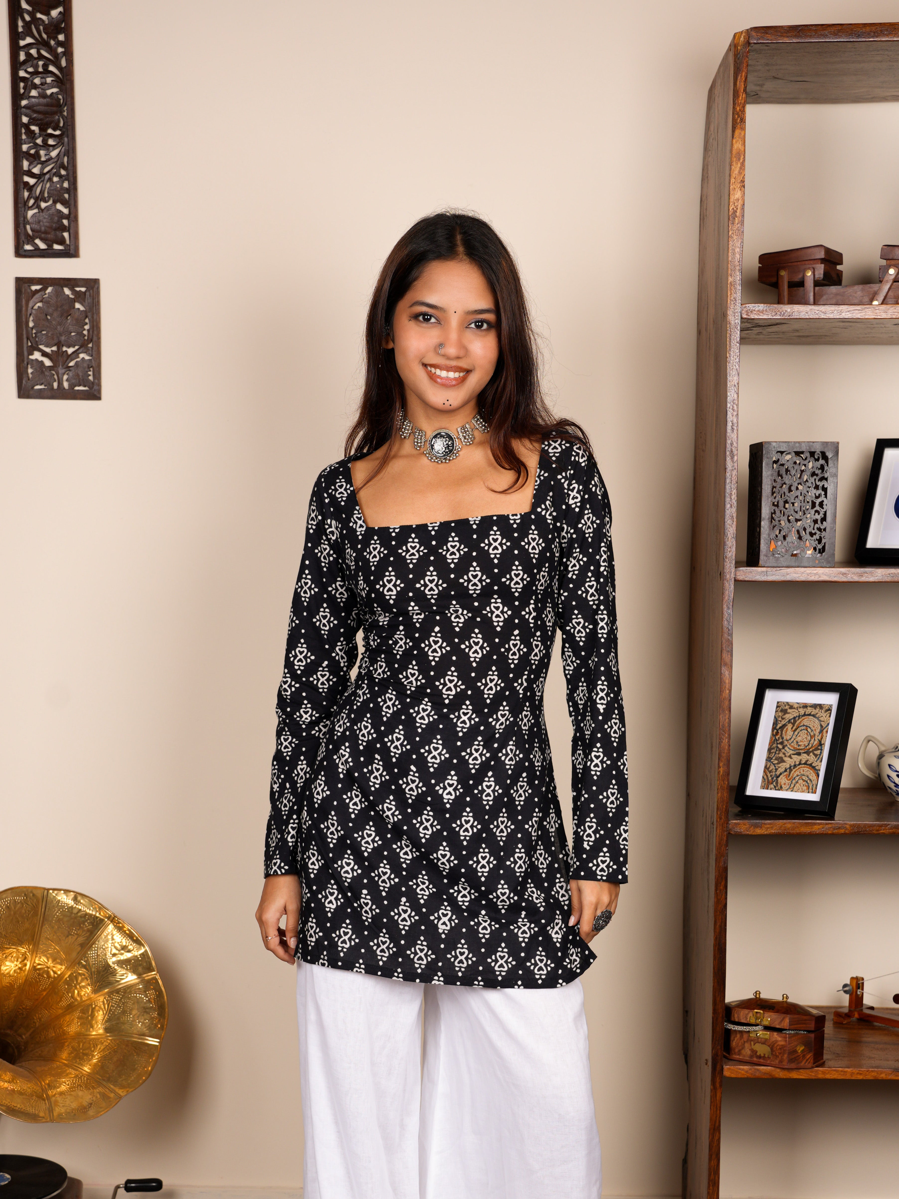 Janki Sleeved Corset Kurti NISHORAMA