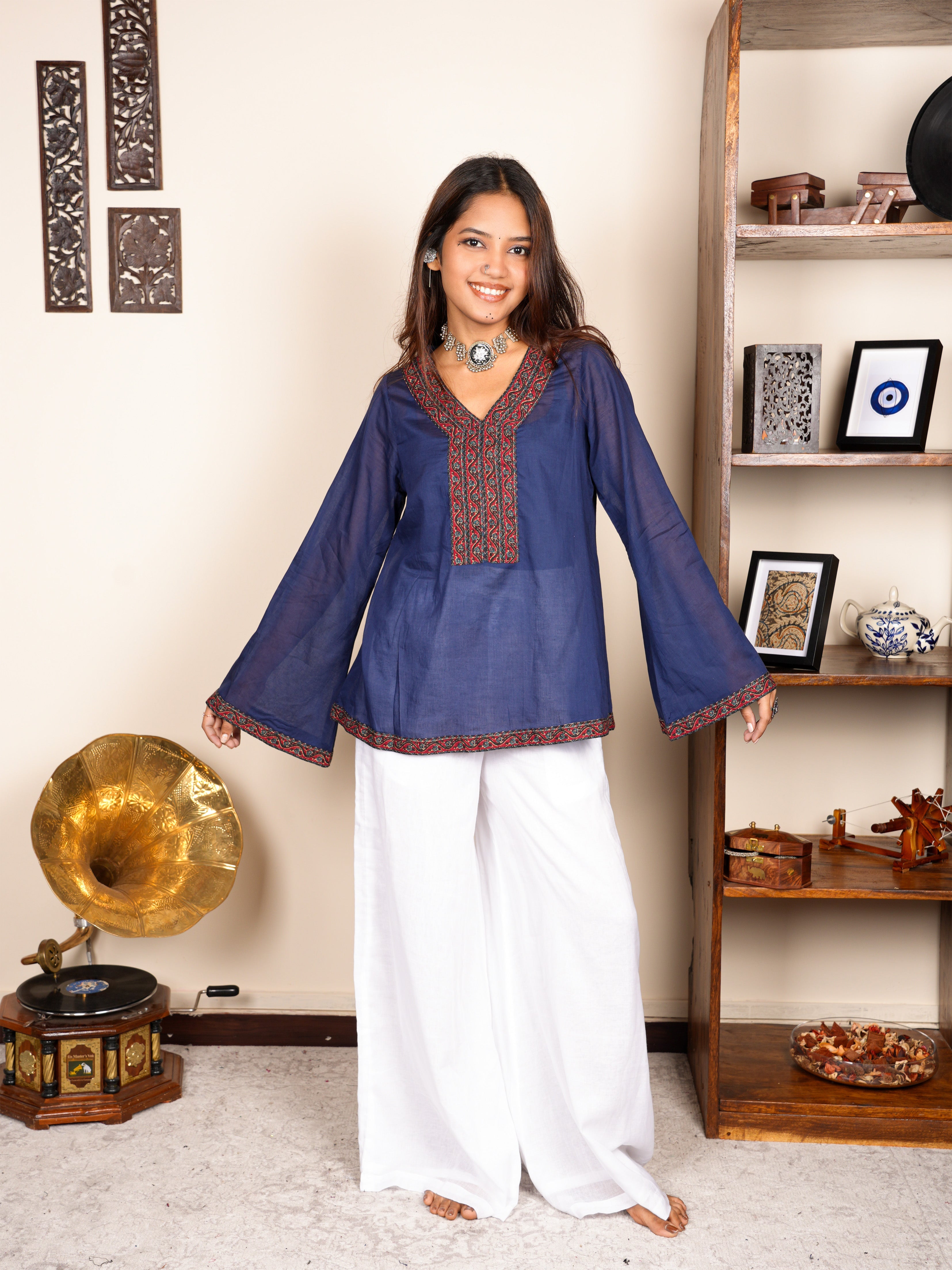 Sarayna Mul Cover-Up Kurti NISHORAMA