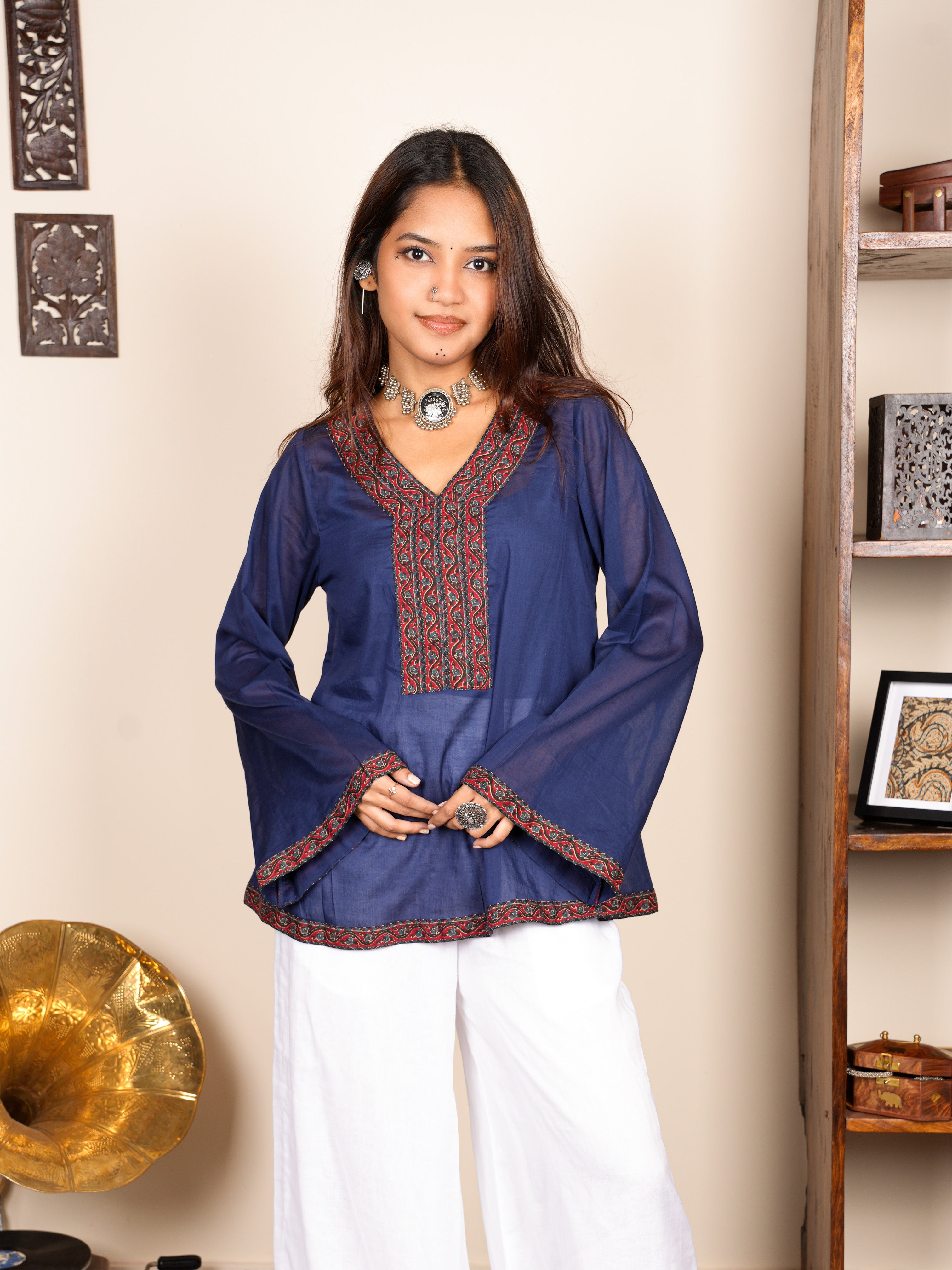 Sarayna Mul Cover-Up Kurti NISHORAMA