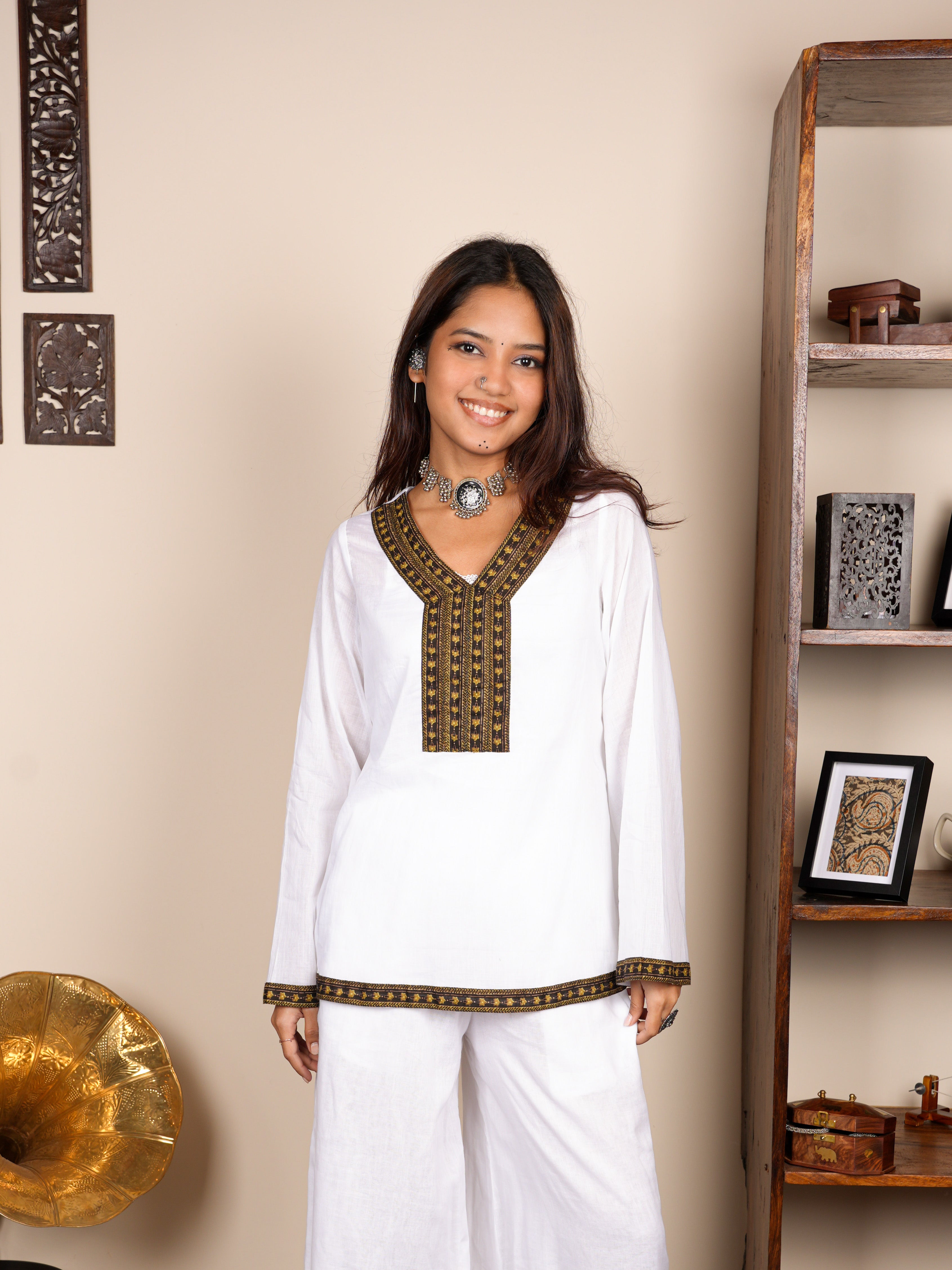Sasi Mul Cover-Up Kurti NISHORAMA