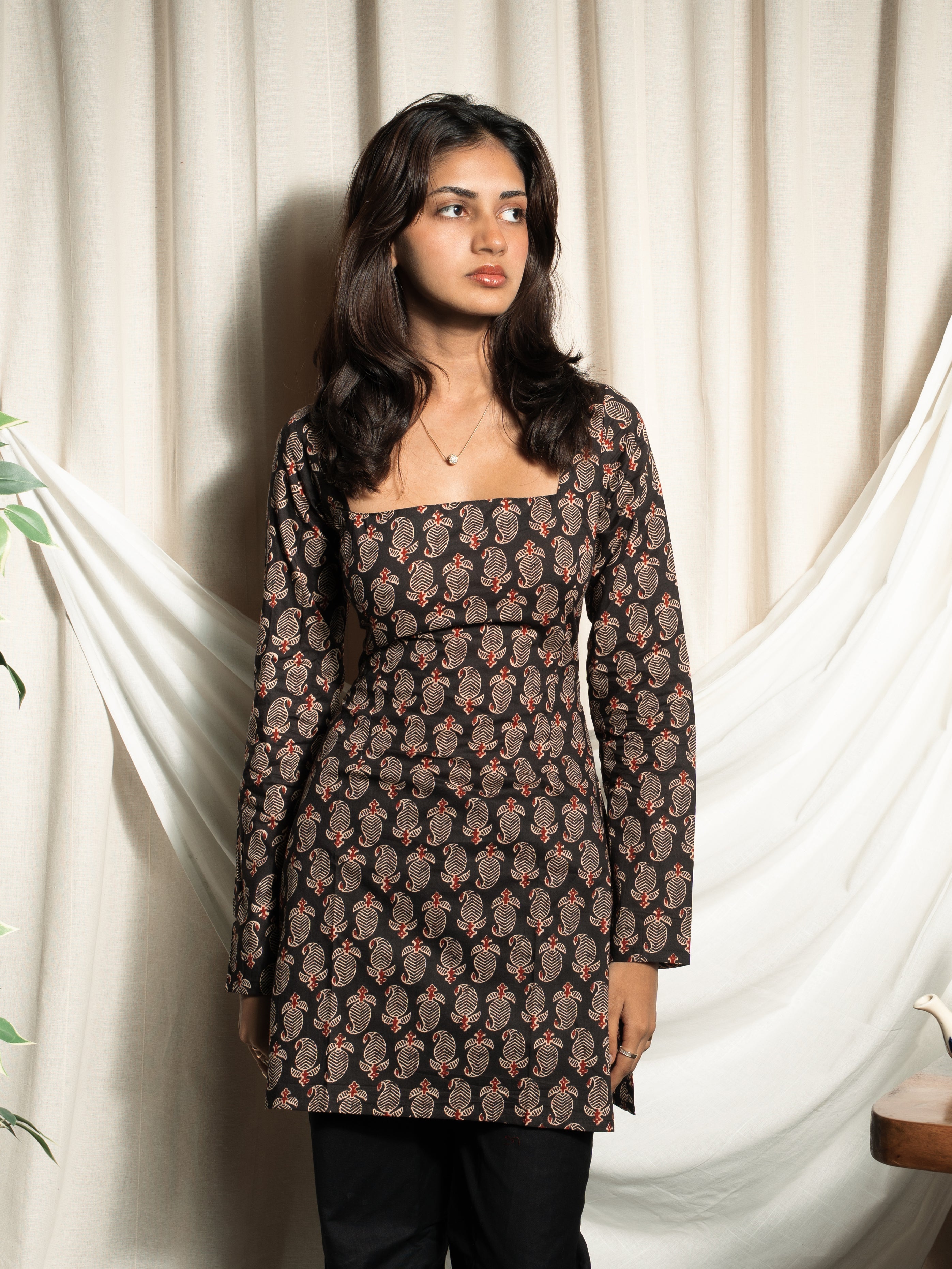 Juhi Black Full Sleeve Kurti NISHORAMA