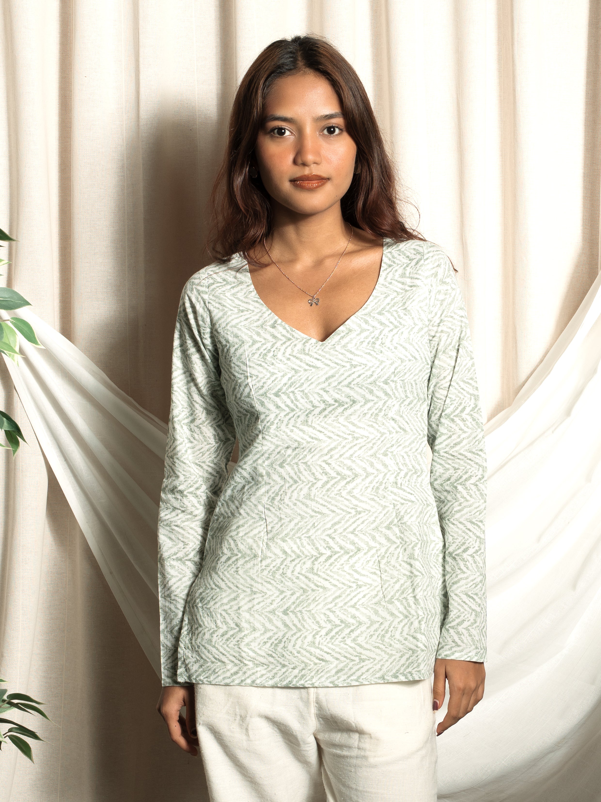 Nayla Full Sleeve Kurti NISHORAMA