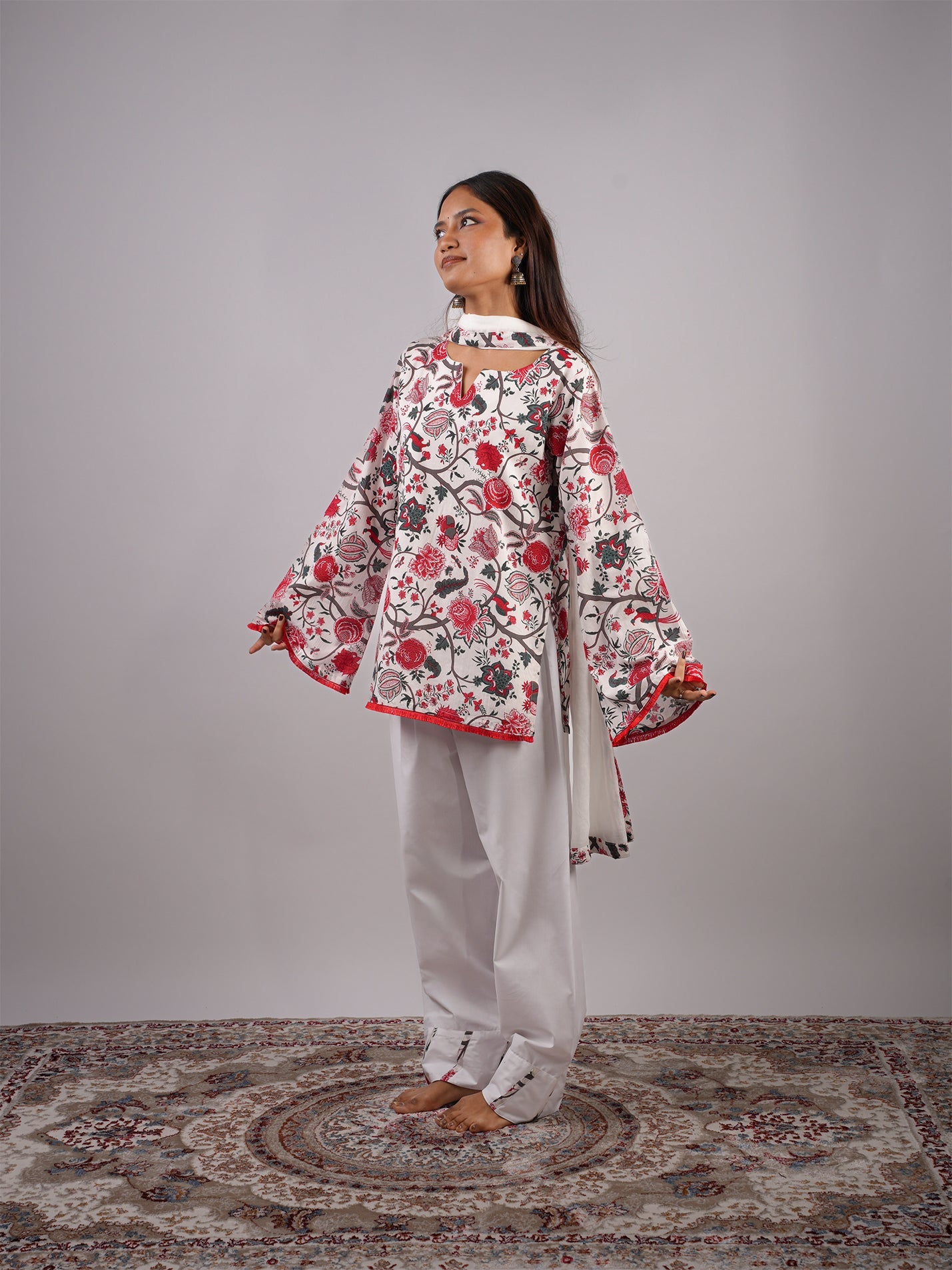 Parishad Farsi Kurti Pant Dupatta Set NISHORAMA
