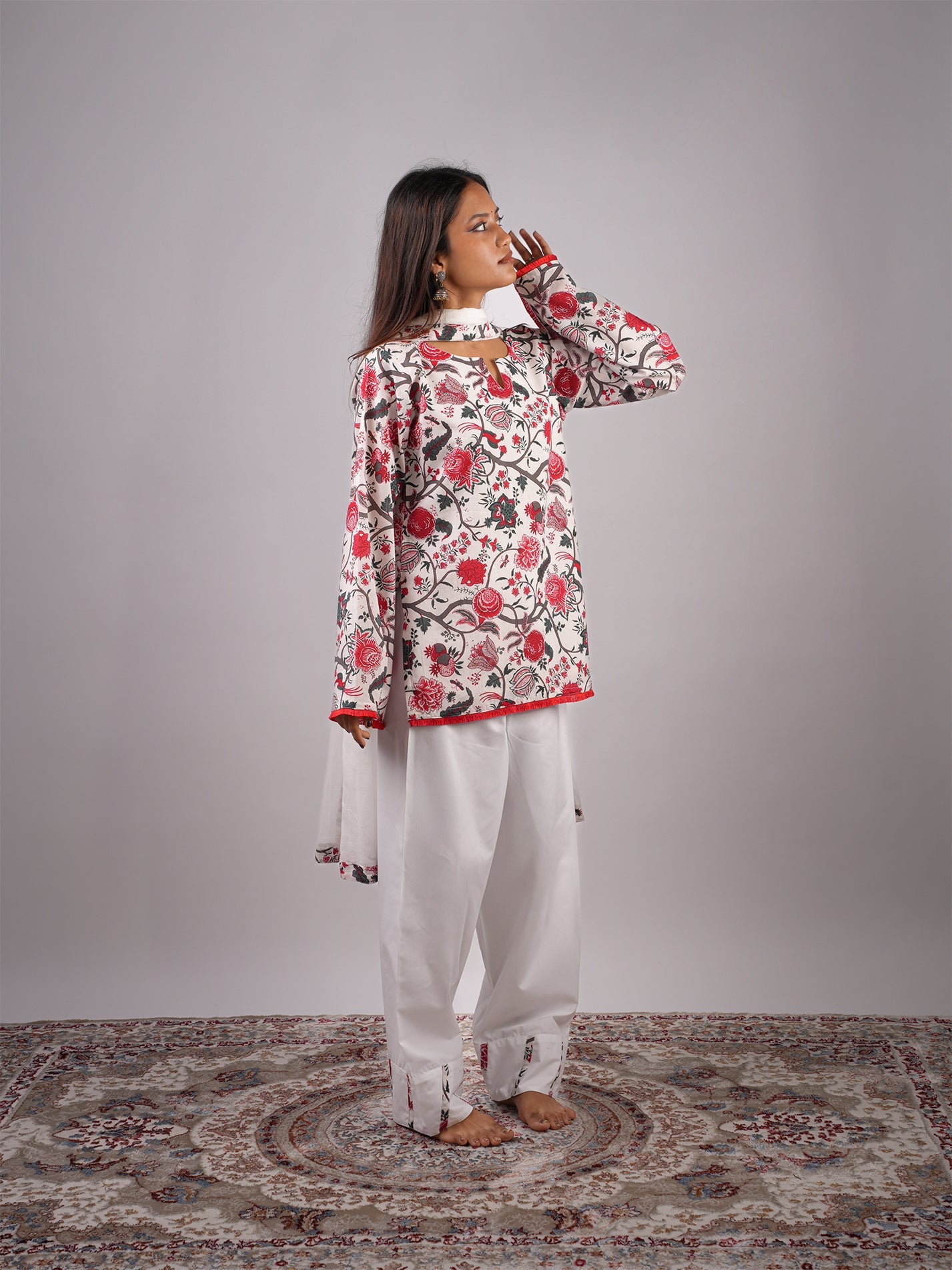Parishad Farsi Kurti Pant Dupatta Set NISHORAMA