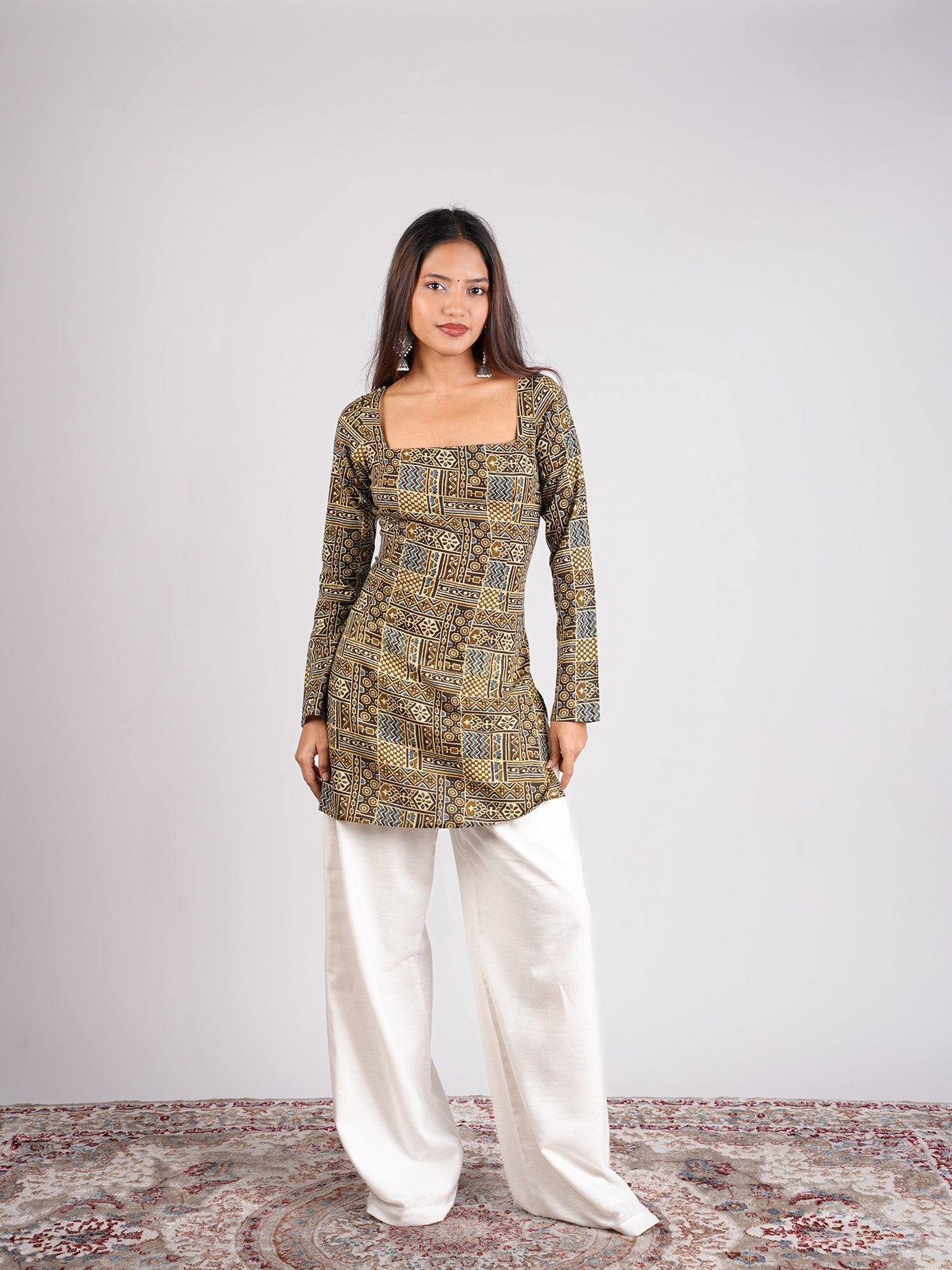 Kanak Sleeved Corset Kurti NISHORAMA