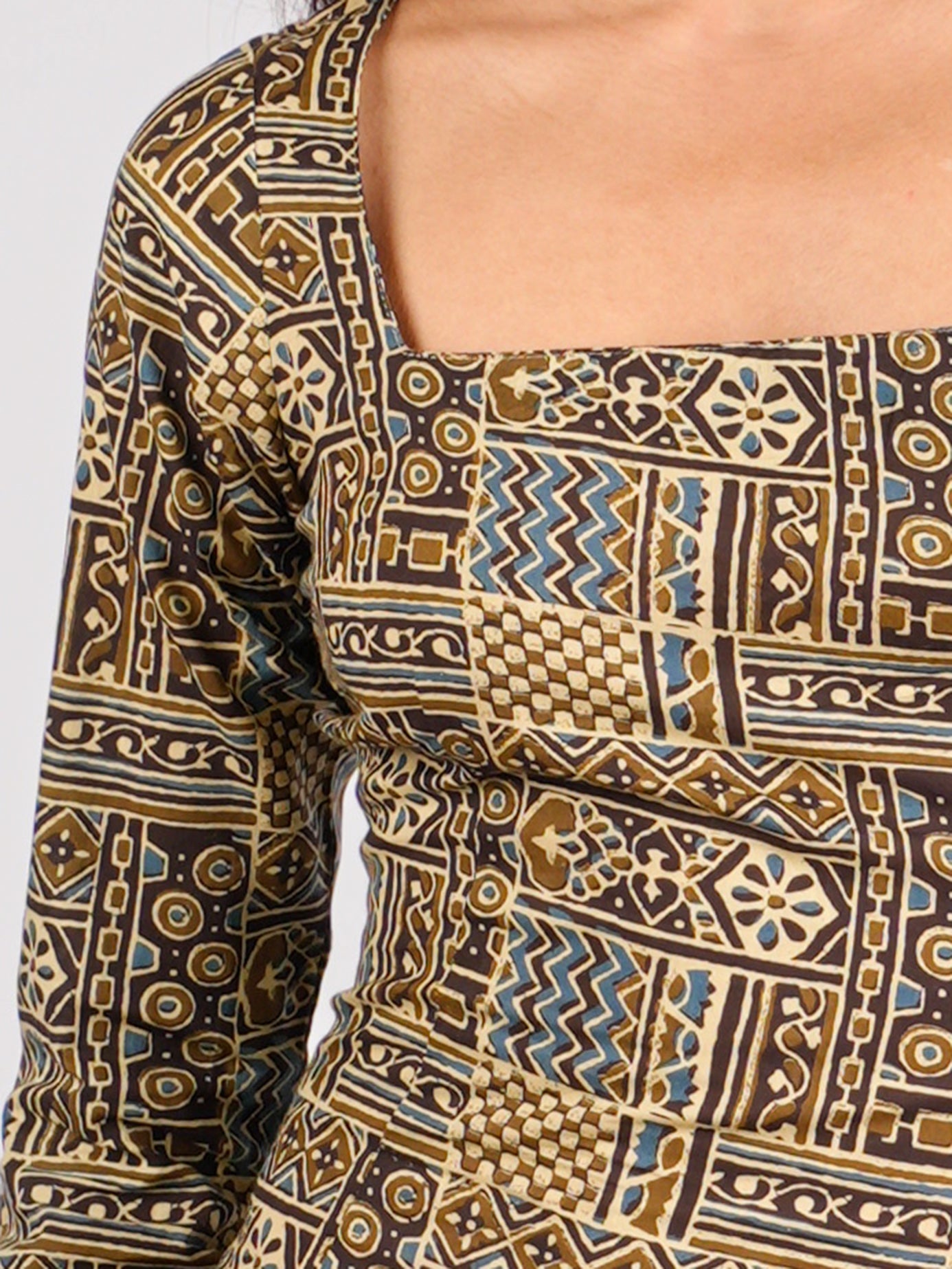 Kanak Sleeved Corset Kurti NISHORAMA