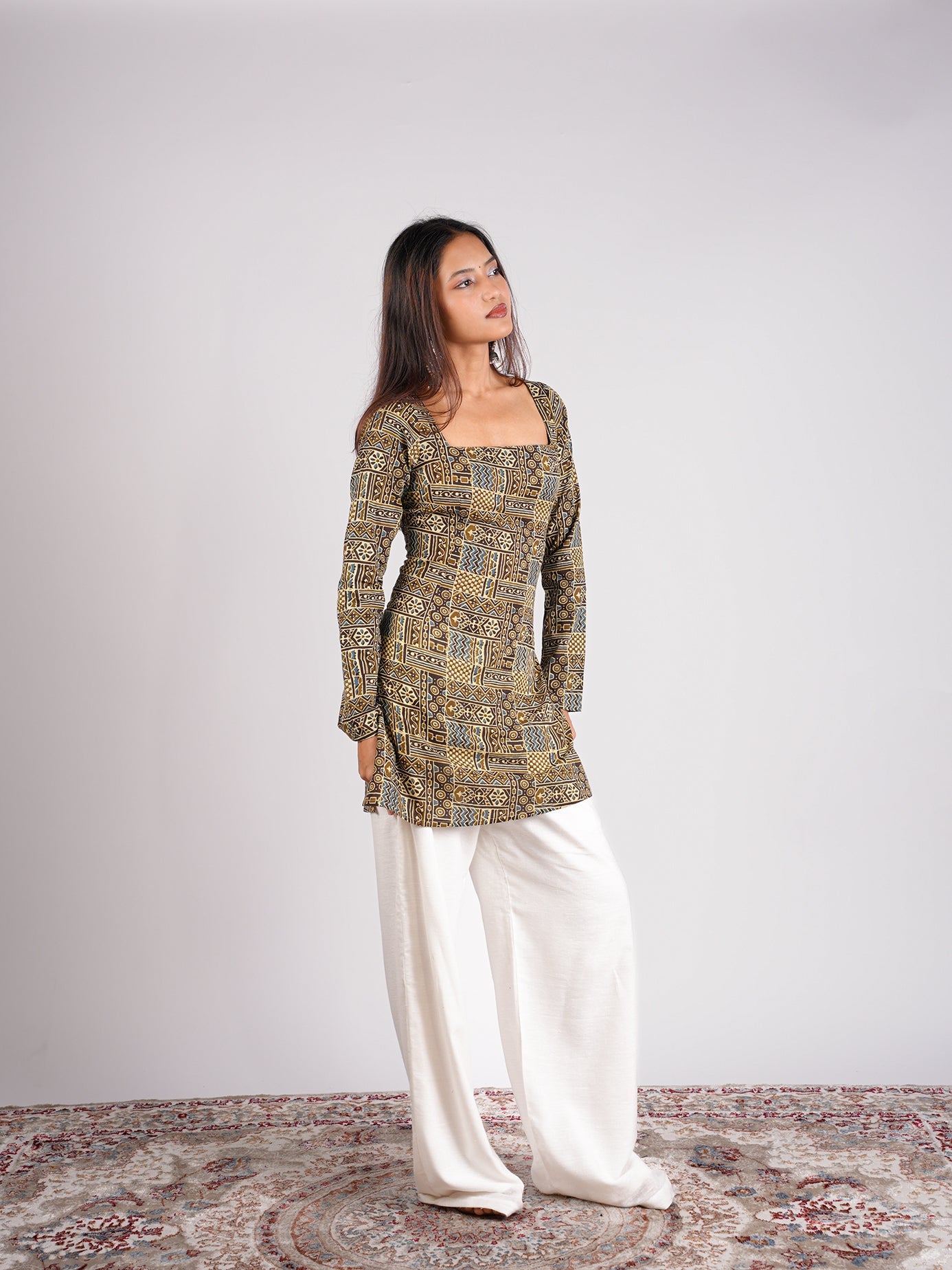 Kanak Sleeved Corset Kurti NISHORAMA