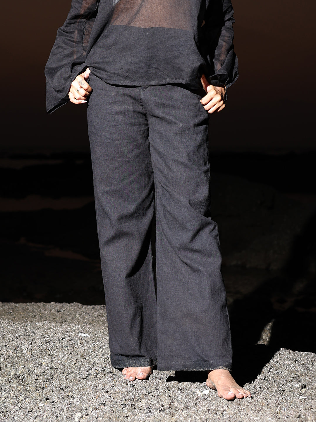 Black Loose Fitting Linen Pants NISHORAMA