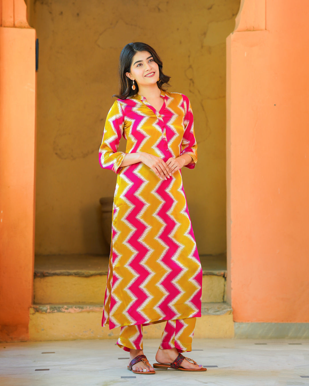 Pink And Mustard Zigzag Kurta Set (Muslin)