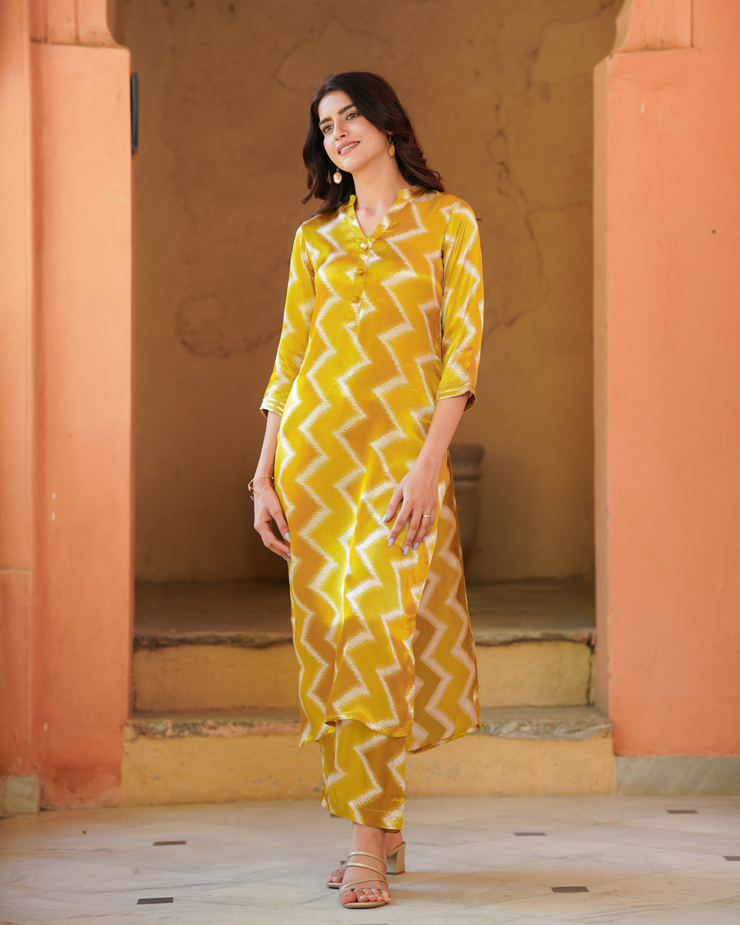 Mustard and White Zigzag Kurta Set (Muslin)