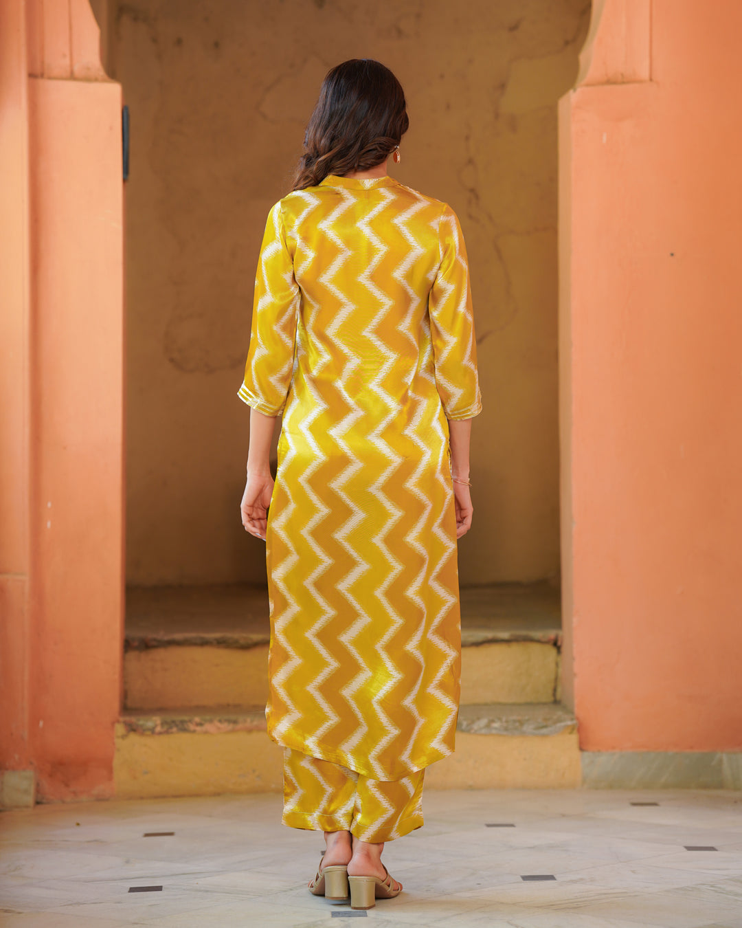 Mustard and White Zigzag Kurta Set (Muslin)