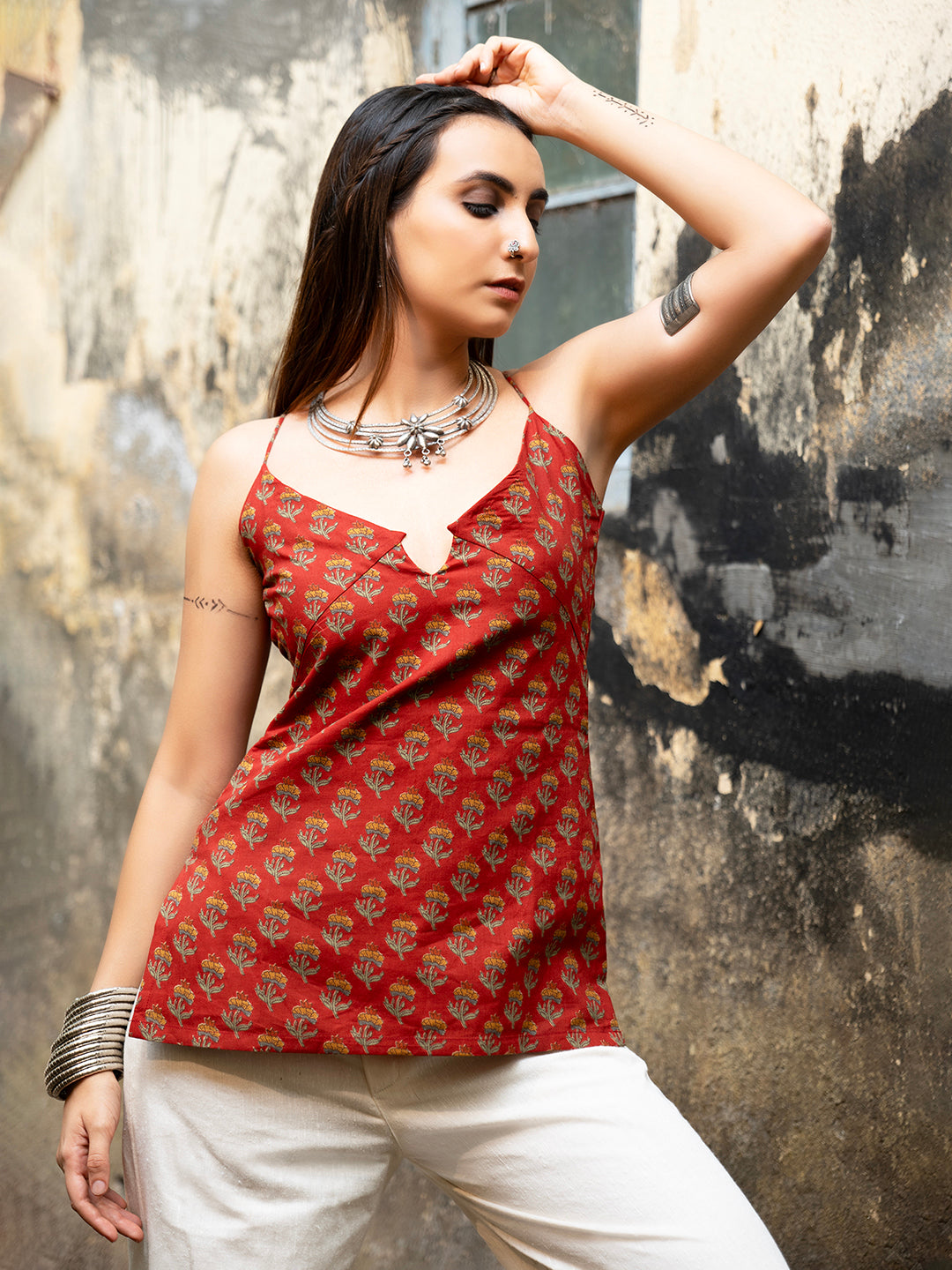 Reem top NISHORAMA