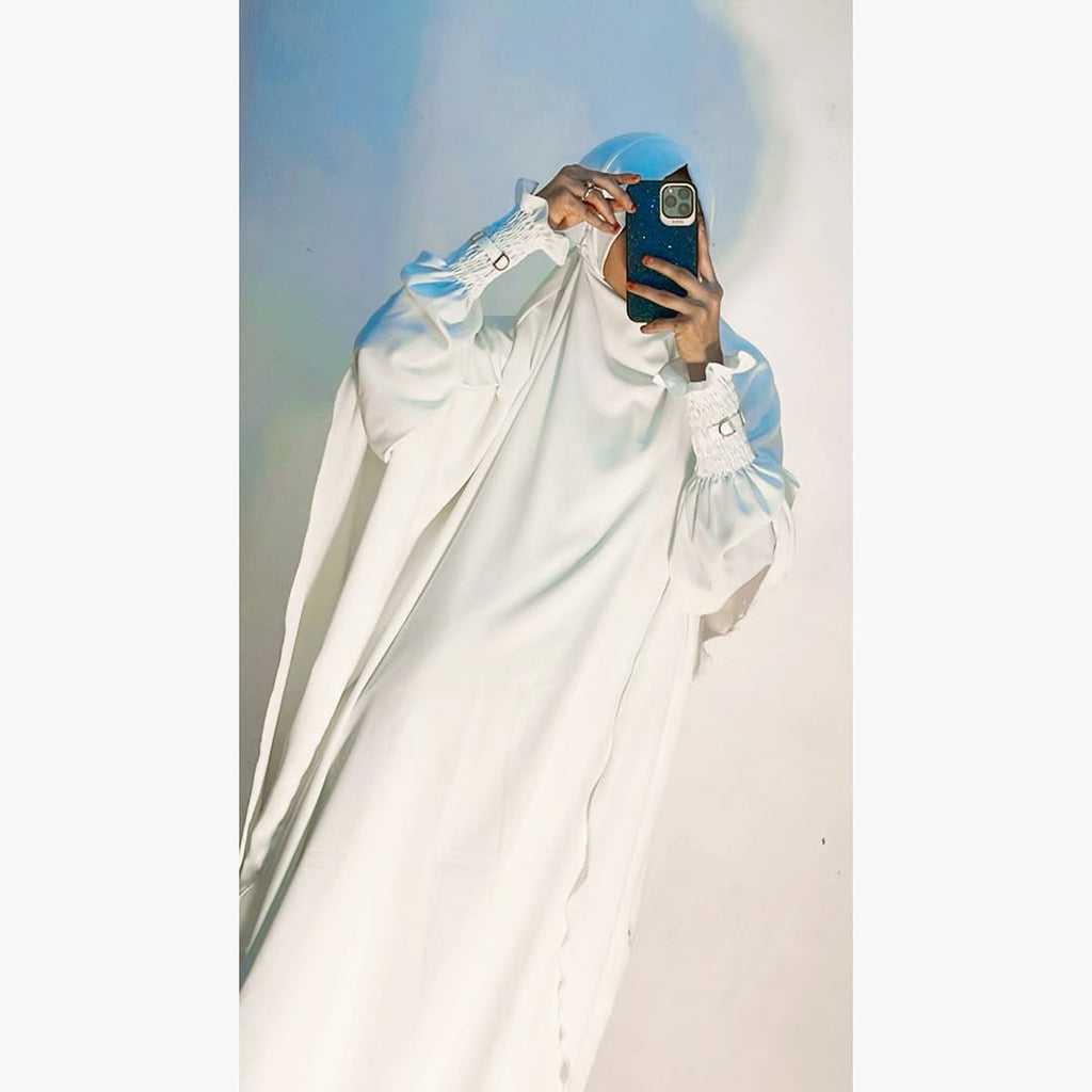 "Elegant White Jilbab Modest & Comfortable Islamic Wear Abaya