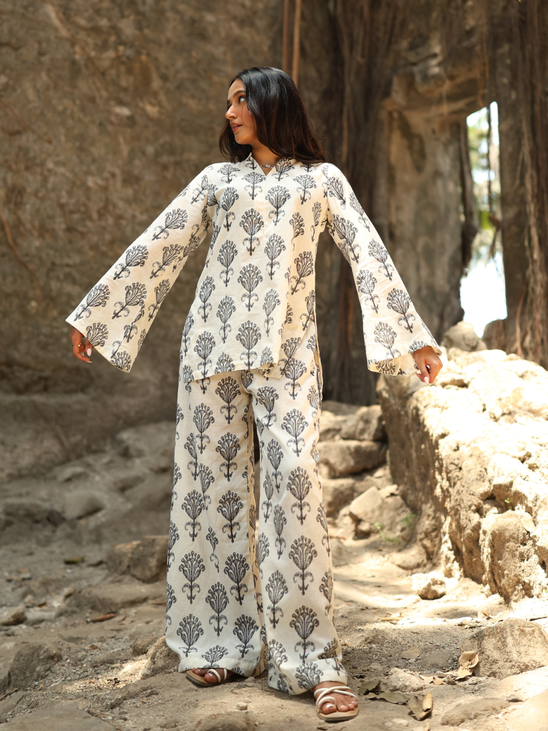 Yamini Cord Set NISHORAMA