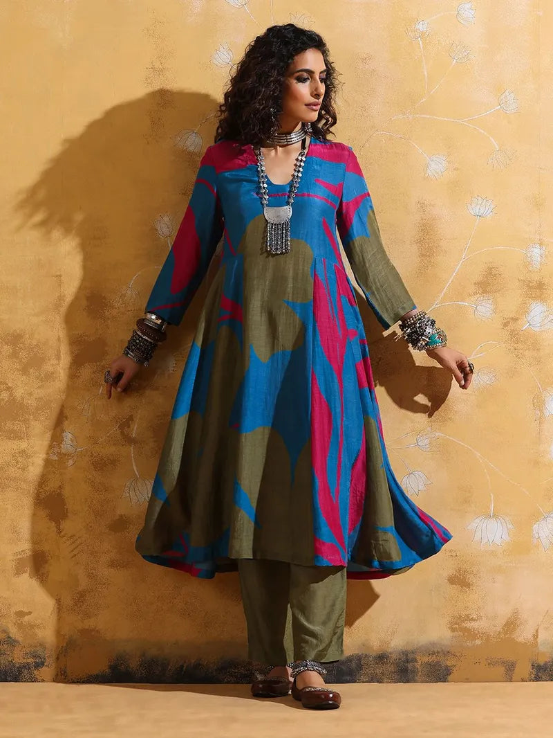 Green Blue Printed Muslin Silk Kurta with Pants